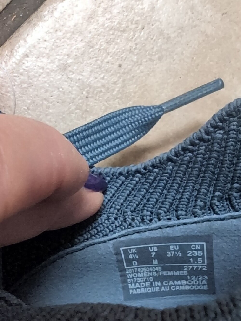 Clarks Cloudsteppers Navy Knit Slip-On Sneaker - Picture 4 of 6